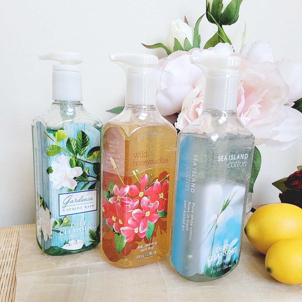 Wild Honey Suckle Gardenia Sea Island Cotton Deep CleasingSoap Bath & Bodyworks